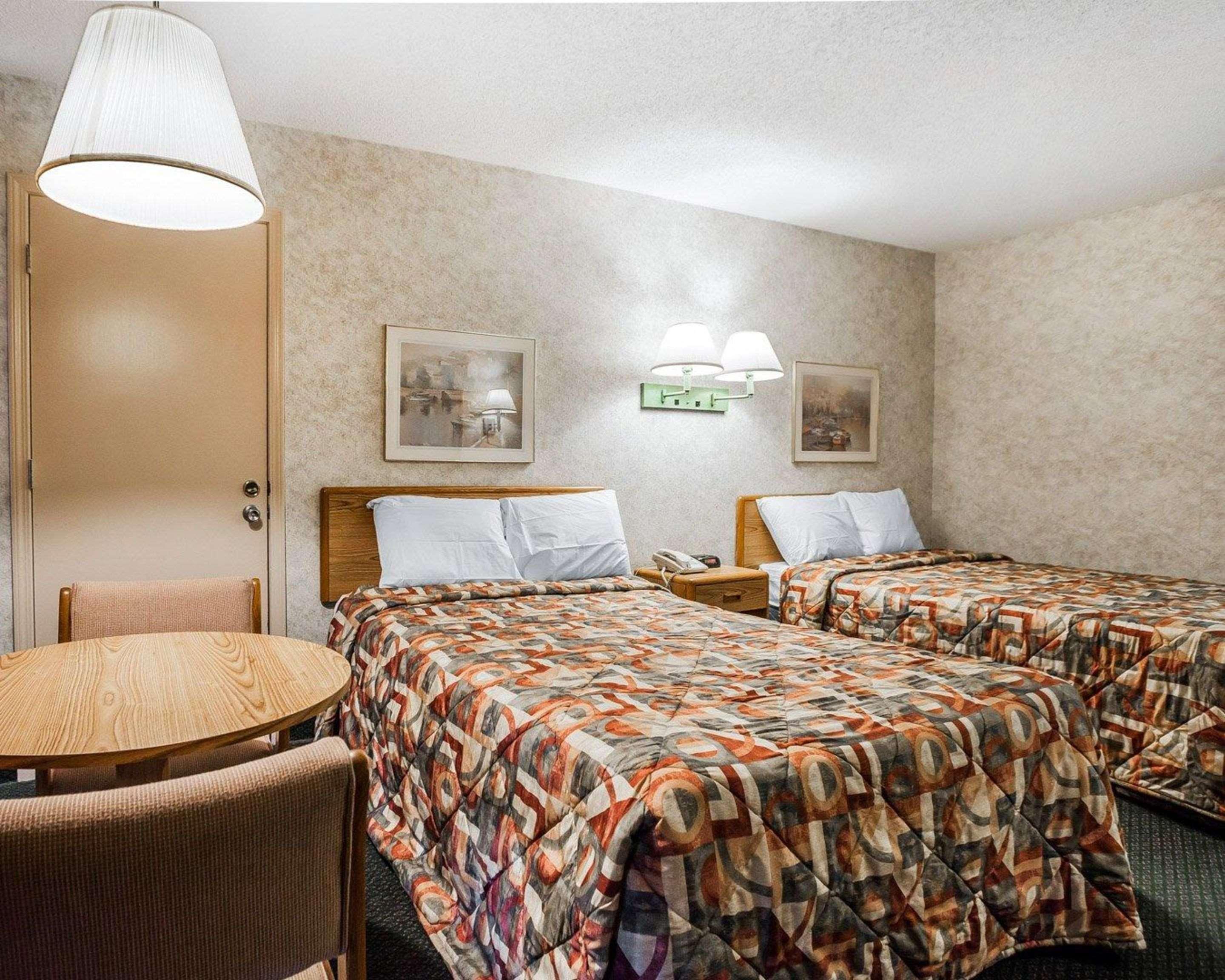 Econo Lodge Jefferson City Eksteriør billede