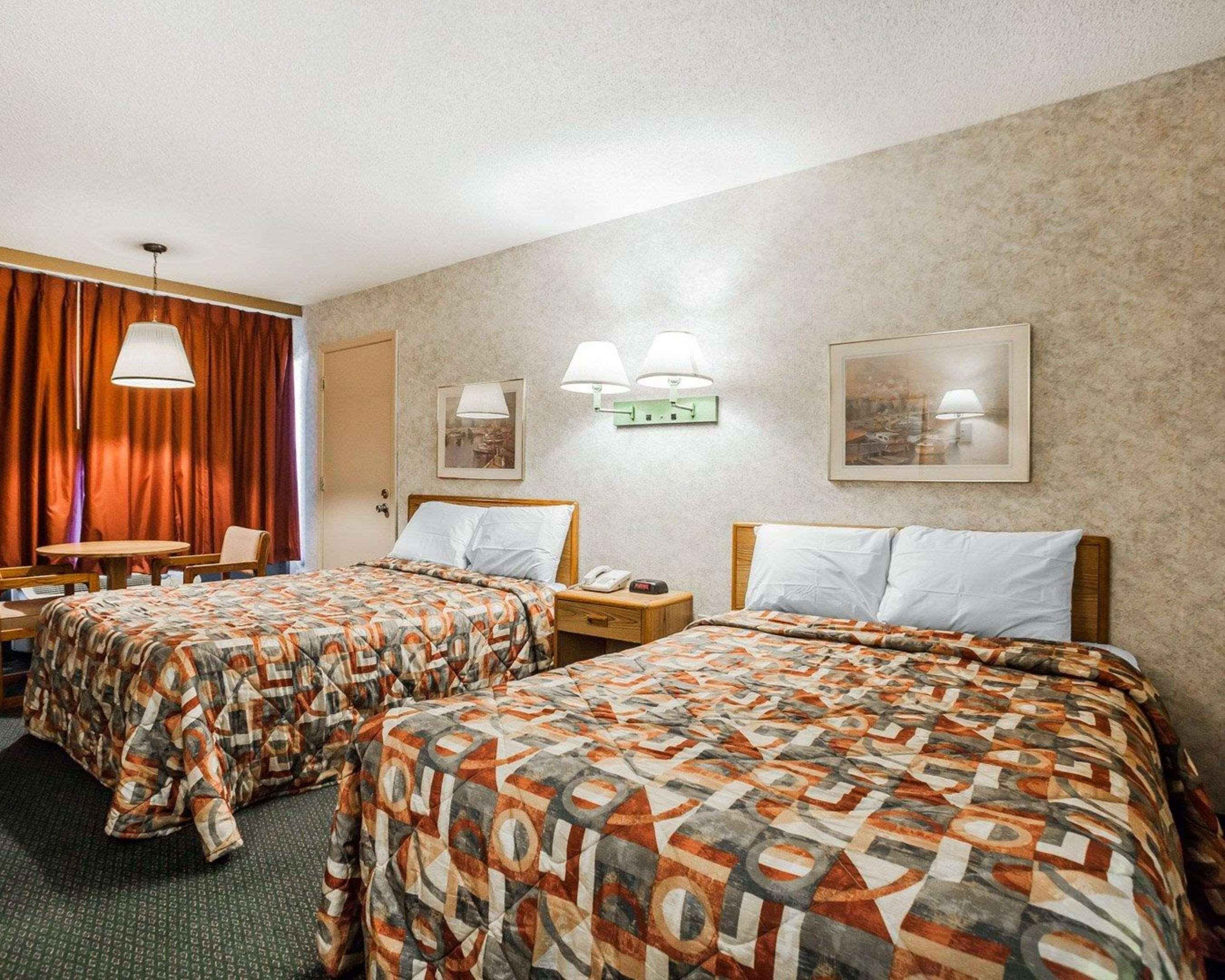 Econo Lodge Jefferson City Eksteriør billede
